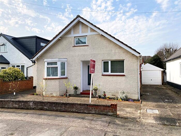 2 Bedroom Bungalow For Sale In Dale Road, Walton-On-Thames, KT12