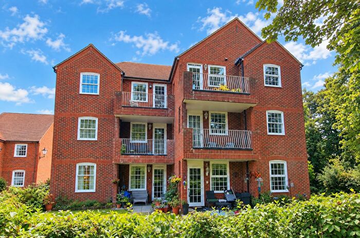 2 Bedroom Flat For Sale In Manor Court, Brockhampton Road, Havant, PO9