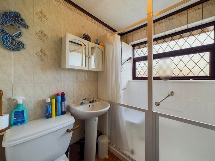 3 Bedroom Detached Bungalow For Sale In Hulland View, Allestree, DE22