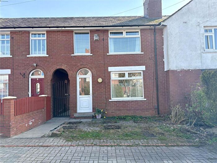 2 Bedroom Terraced House For Sale In Broadstone Avenue, Moorside, Oldham, OL4