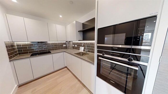2 Bedroom Flat For Sale In The Crosse, New Tannery Way, Bermondsey, SE1