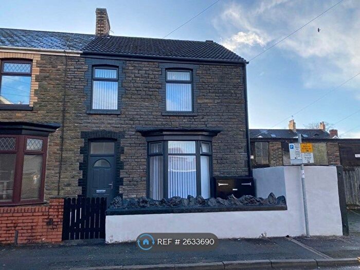 2 Bedroom Flat To Rent In Woodland Road, Neath, SA11