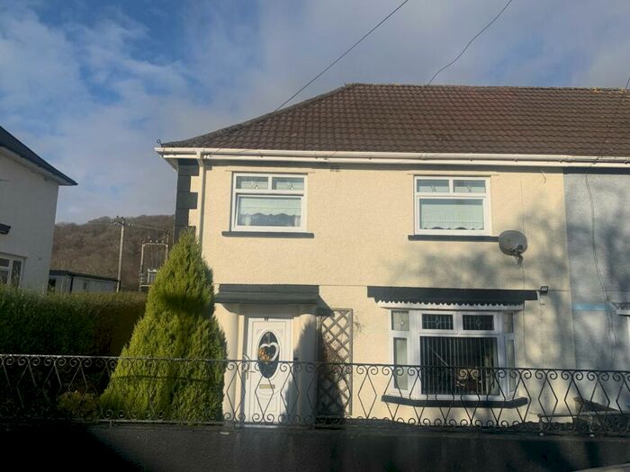 3 Bedroom Semi-Detached House For Sale In Ynyswen, Penycae, Swansea., SA9