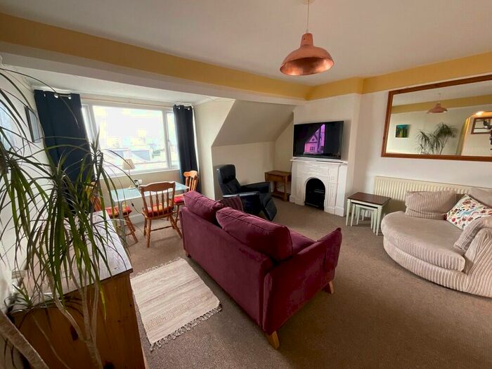 1 Bedroom Apartment To Rent In Belle Vue, Bude, EX23