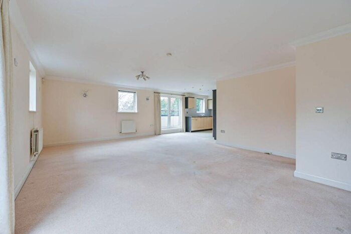 3 Bedroom Penthouse To Rent In Carew Road, Northwood, HA6
