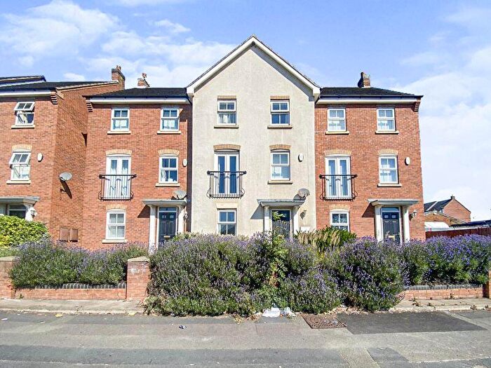 4 Bedroom Terraced House For Sale In Horseley Heath, Tipton, DY4