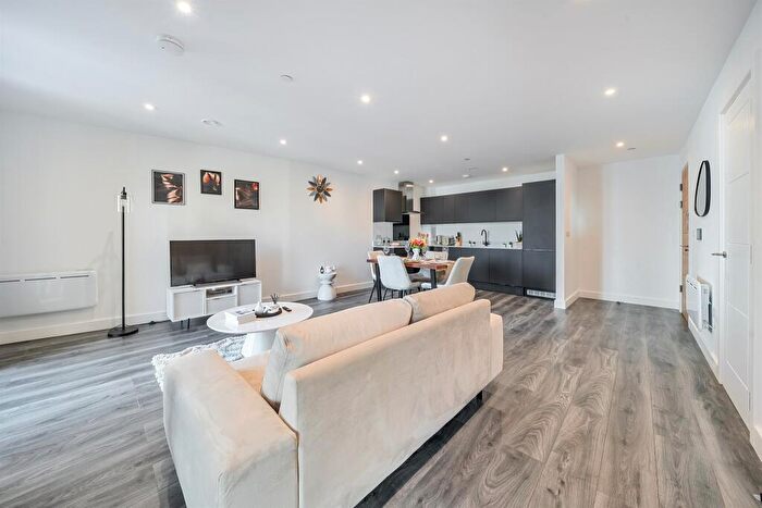 1 Bedroom Apartment For Sale In Brunel Place, West Street, Maidenhead, SL6