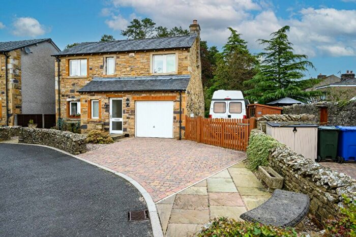 2 Bedroom Detached House For Sale In Collingwood Drive, Low Bentham, LA2