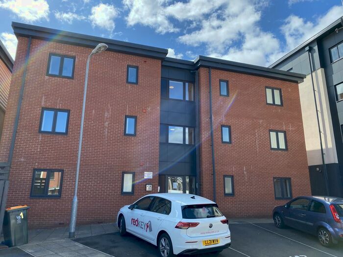 2 Bedroom Flat To Rent In Millennium Walk, Newport, NP19