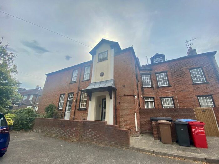2 Bedroom Flat To Rent In Beecholme, A Woodbridge Road, Ipswich, Suffolk, IP4