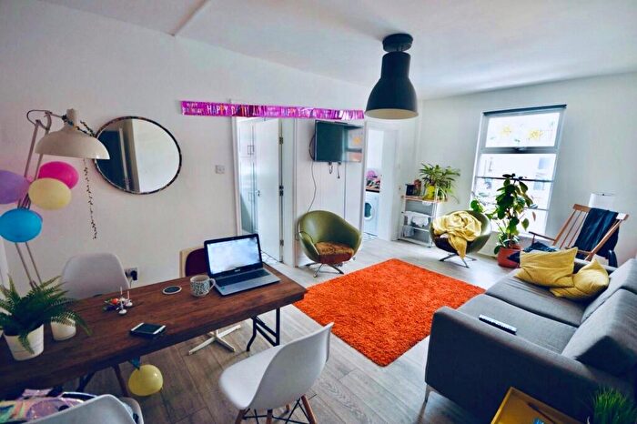 6 Bedroom Flat To Rent In Lawrence Road Let Only, Liverpool, L15