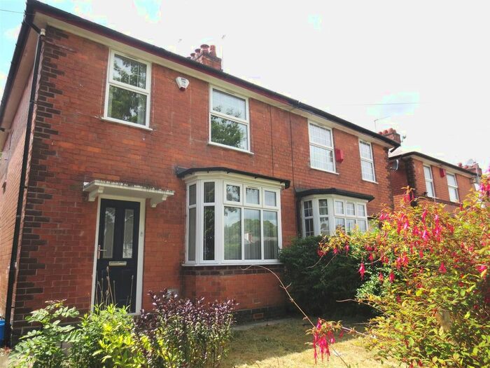 3 Bedroom Property To Rent In Brook Lane, Birmingham, B13