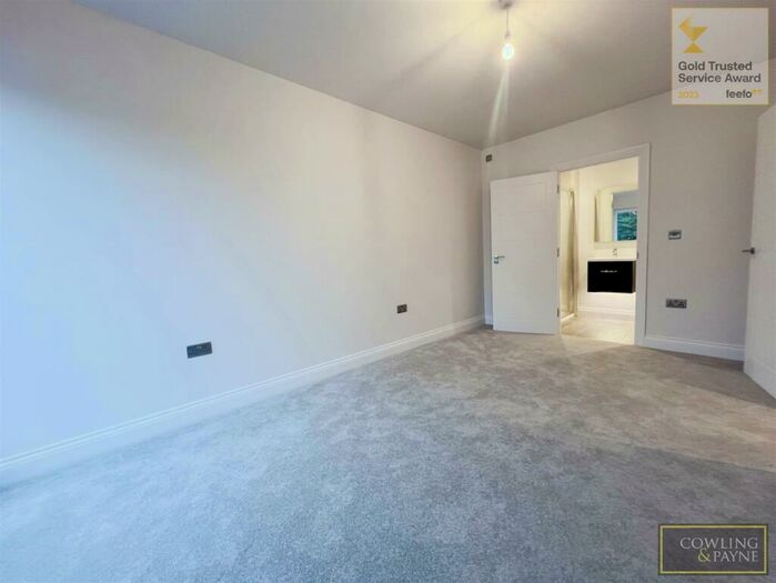 2 Bedroom Apartment To Rent In Chestnuts, Crays Hills, Billericay, CM11