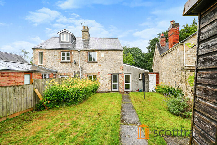 2 Bedroom Semi-Detached House To Rent In St Andrews Road, Old Headington, OX3