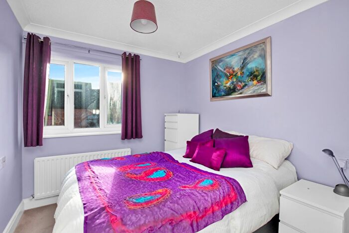 2 Bedroom Bungalow For Sale In The Courtyard, Worthing, West Sussex, BN14