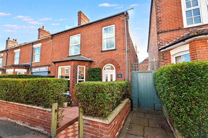 4 Bedroom End Of Terrace House For Sale In New Road New, Sheringham, NR26