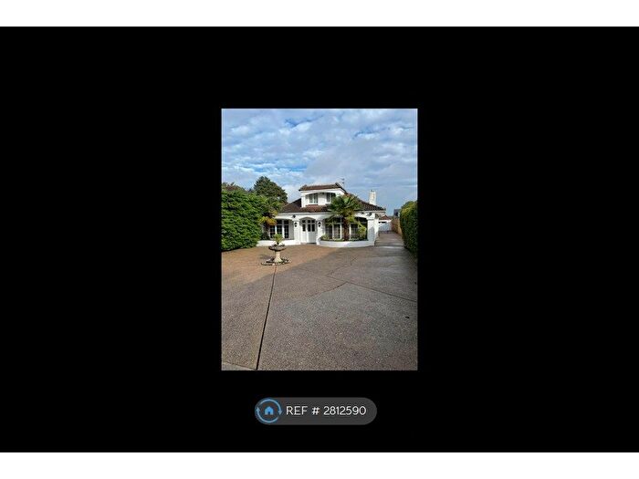 3 Bedroom Detached House To Rent In Humberston Avenue, Grimsby, DN36