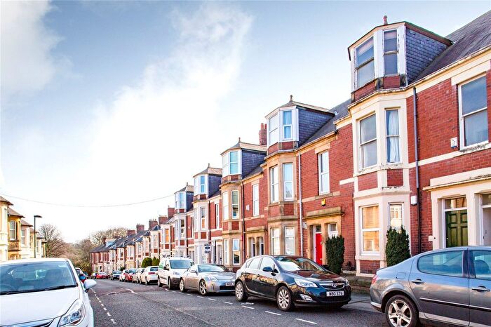 2 Bedroom Flat To Rent In Grosvenor Road, Jesmond, Newcastle Upon Tyne, NE2