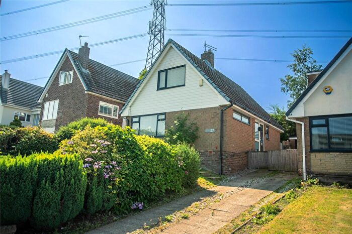 3 Bedroom Detached House For Sale In War Office Road, Bamford, Rochdale, OL11