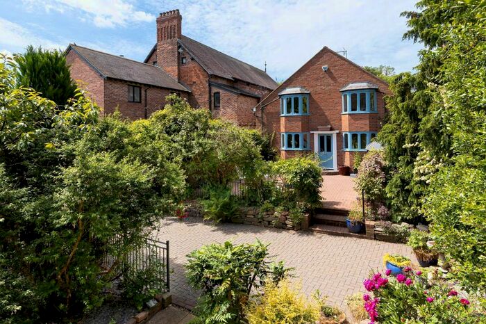 4 Bedroom Semi-Detached House For Sale In High Street, Malpas, SY14