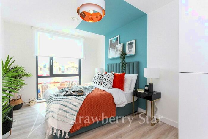 2 Bedroom Apartment To Rent In Chevette Court, Kimpton Road, Luton, LU2