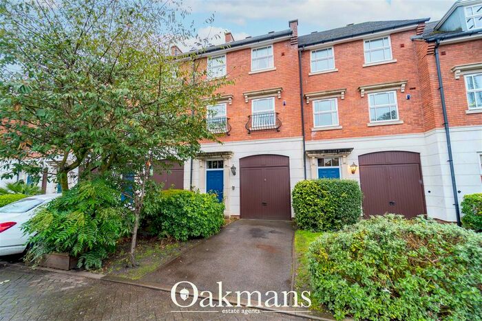 4 Bedroom Terraced House For Sale In Courtlands Close, Birmingham, B5