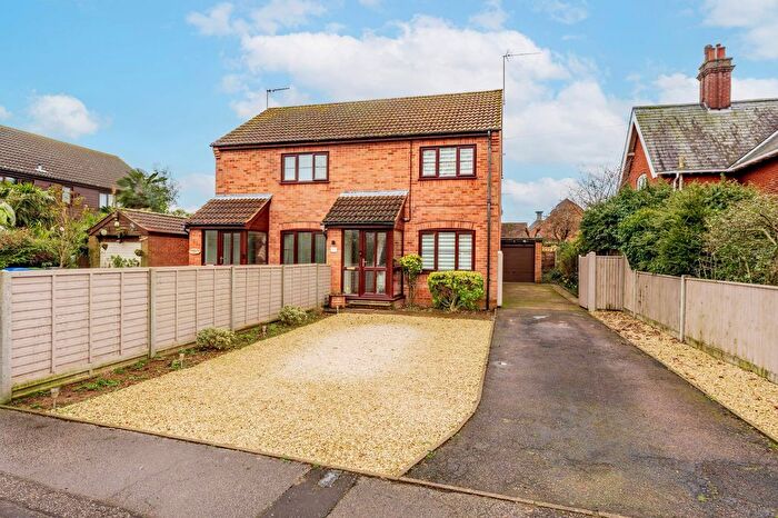 2 Bedroom Semi Detached House For Sale In Caldecott Road, Oulton Broad North, NR32