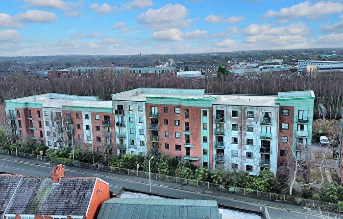 1 Bedroom Flat For Sale In Lower Hall Street, St. Helens, WA10