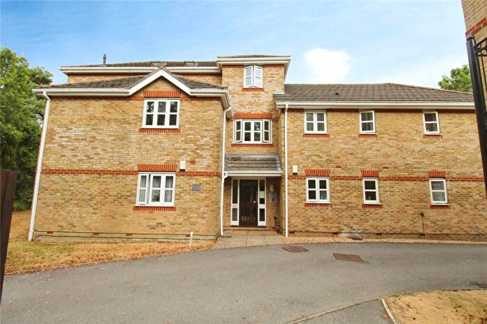 2 Bedroom Flat For Sale In Winchester Road, Southampton, Hampshire, SO16