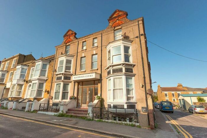 2 Bedroom Flat To Rent In - Ethelbert Road, Margate, CT9