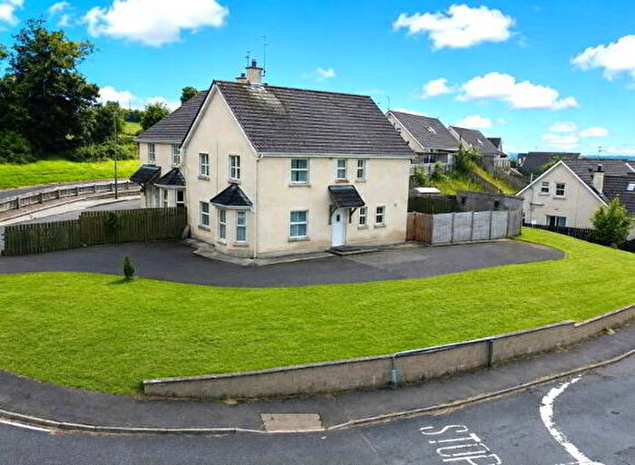 5 Bedroom Semi-Detached House For Sale In Carnwood, Lisnaskea, BT92