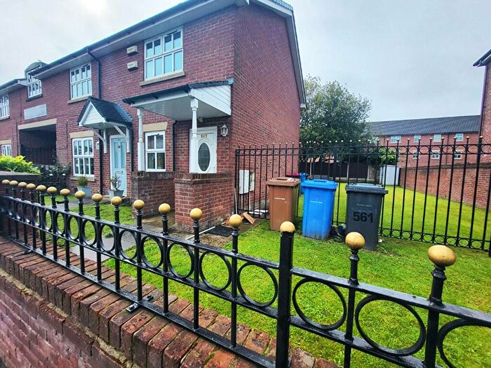 2 Bedroom Flat To Rent In Manchester Road, Worsley, M27
