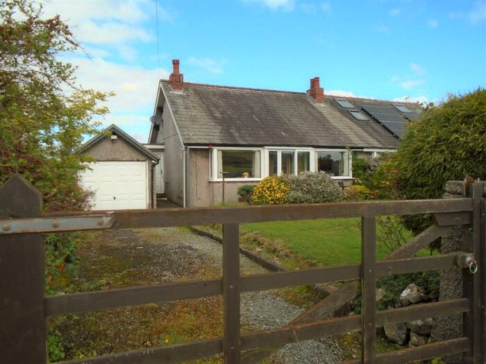 2 Bedroom Semi-Detached Bungalow For Sale In Moorside. Birkrigg. Ulverston, LA12