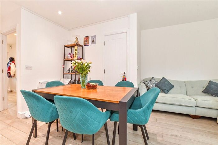 3 Bedroom Terraced House For Sale In Utah Road, Paddock Wood, Tonbridge, Kent, TN12