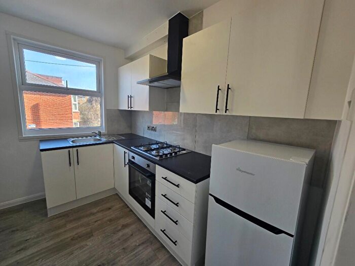 1 Bedroom Flat To Rent In Essex Road, London, NW10