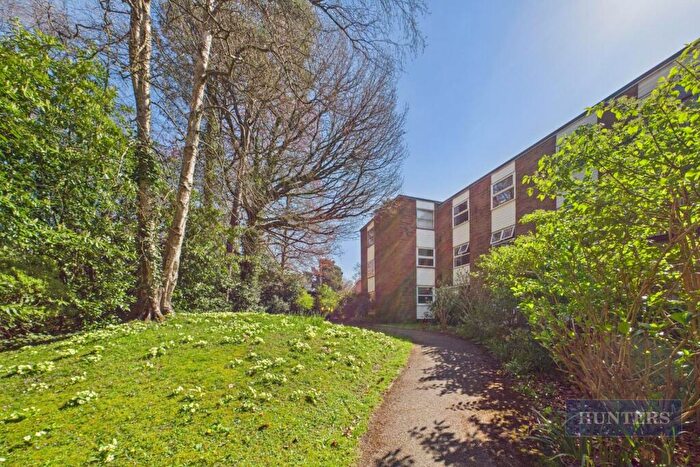 2 Bedroom Flat For Sale In Maple House, Southampton, SO16