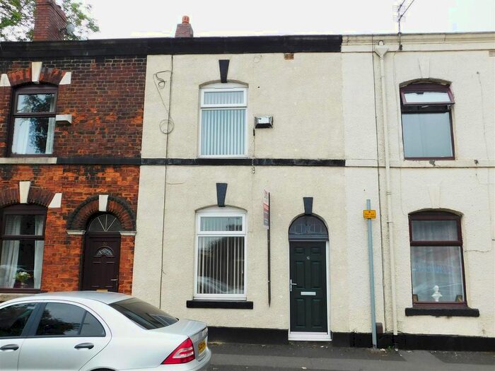 2 Bedroom Terraced House To Rent In St. Pauls Street, Bury, BL9