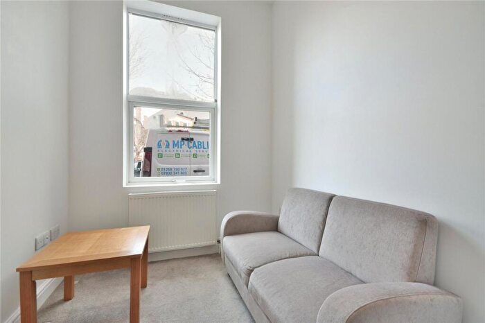 1 Bedroom Flat To Rent In Fordwych Road, Cricklewood, NW2