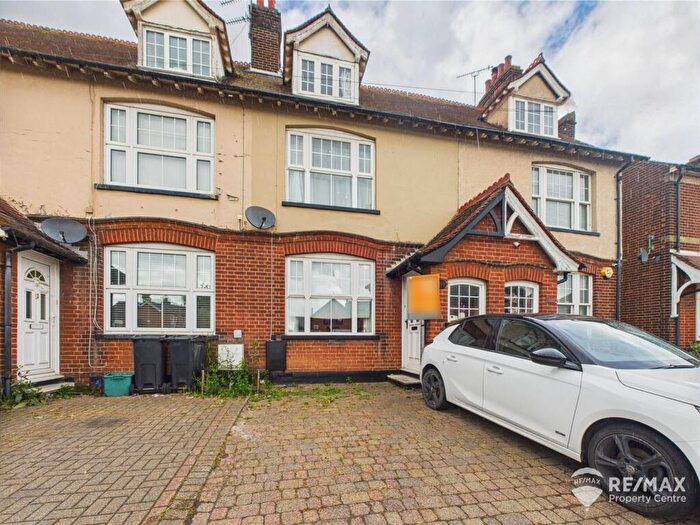 4 Bedroom Town House For Sale In Main Road, Dovercourt, Harwich, CO12