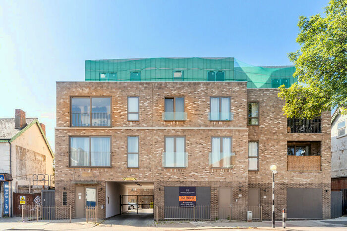 Apartment To Rent In Westmead Road, SM1