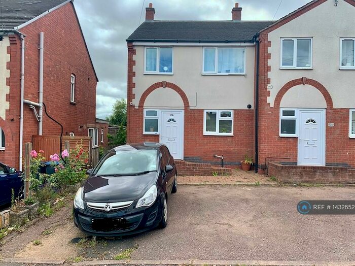3 Bedroom Semi-Detached House To Rent In Flamville Road, Burbage, Hinckley, LE10