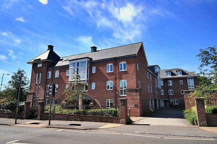 1 Bedroom Flat For Sale In Joules Court, Stone, ST15