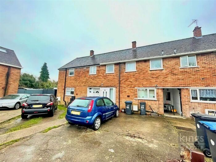 2 Bedroom Detached House To Rent In Worcesters Avenue, Enfield EN1