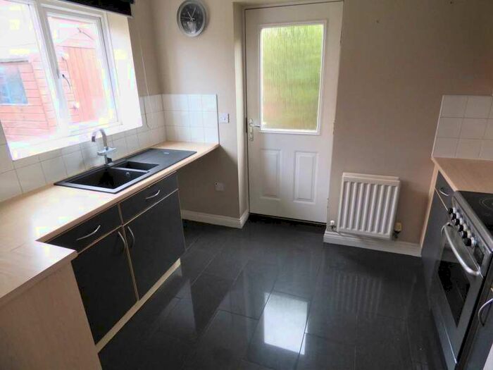3 Bedroom Semi Detached House To Rent In Glenbury Grove, Redcar, TS10