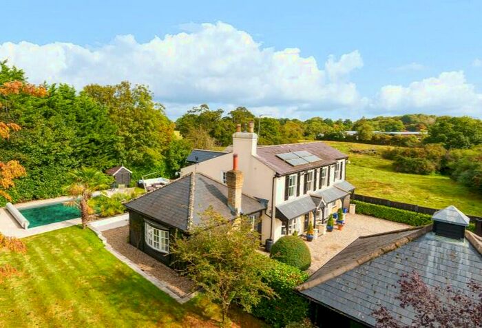 4 Bedroom Detached House For Sale In Greyslates, Newgate Street Village, SG13