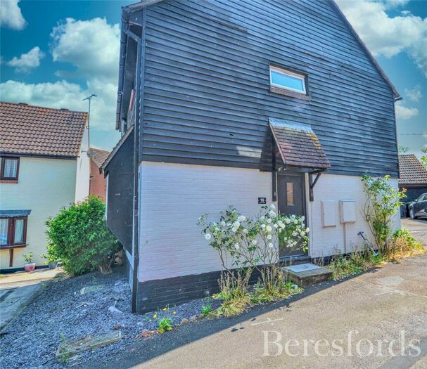 4 Bedroom Detached House To Rent In Normansfield, CM6