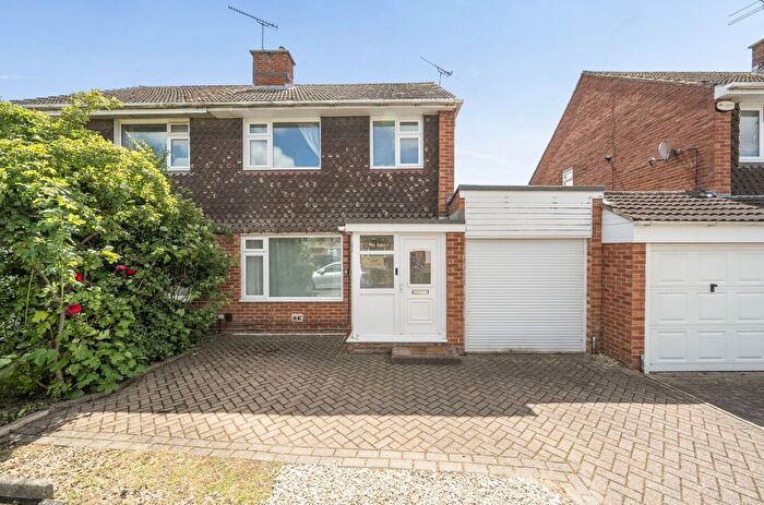 3 Bedroom Semi-Detached House For Sale In Welford Close, Stratton St Margaret, Swindon, SN3