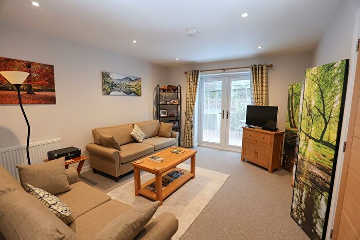 3 Bedroom Town House For Sale In Hackberry Bank, Elm Terrace, Penrith, CA11