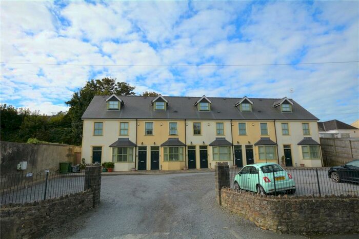 2 Bedroom Terraced House To Rent In Primrose Cottages, Commons Road, Pembroke, Sir Benfro, SA71