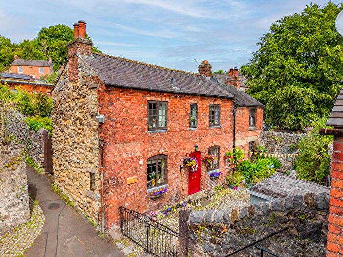 3 Bedroom Detached House For Sale In Crown Yard, Market Place, Wirksworth, DE4